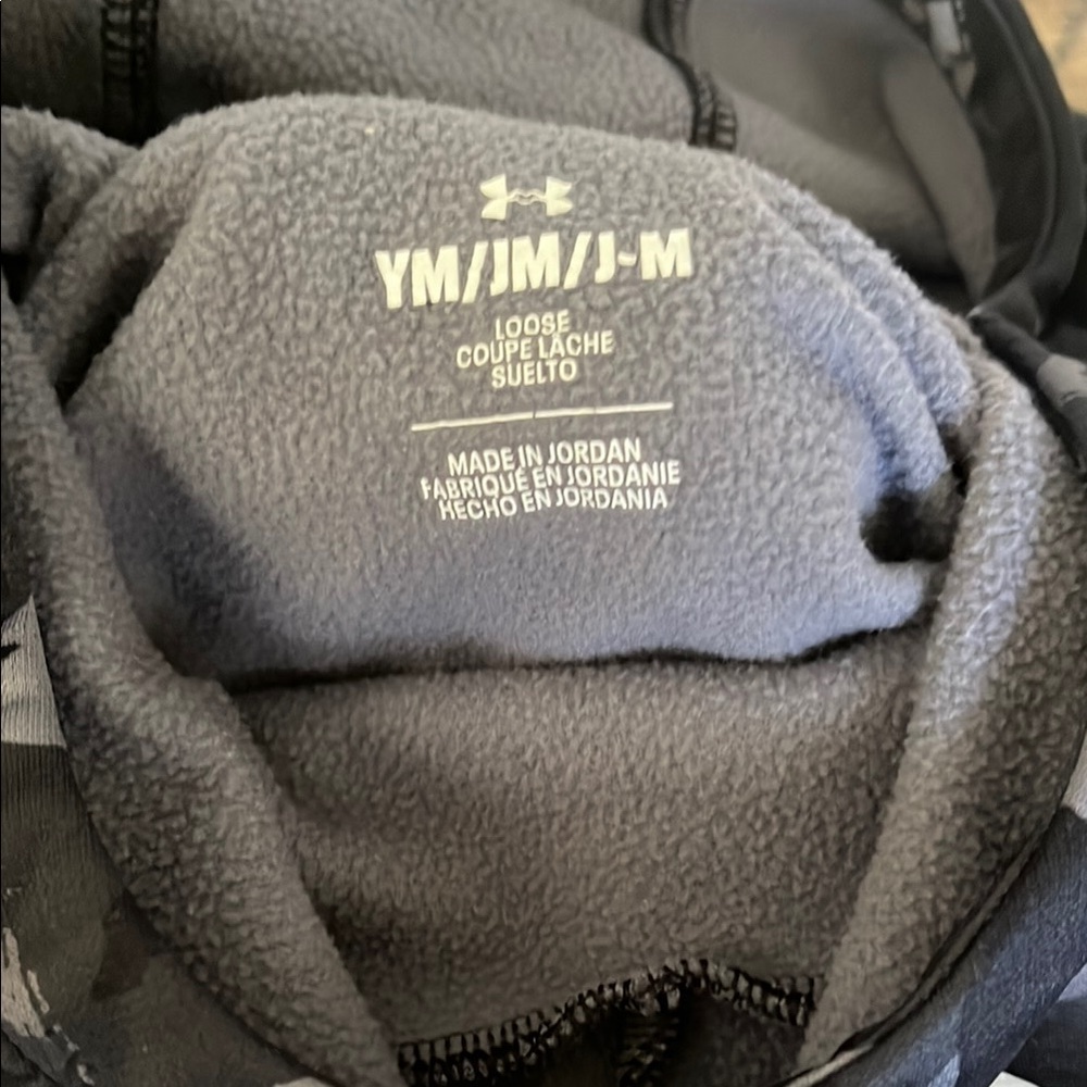 Under Armour Black Camo Hoodie - Picture 2 of 4